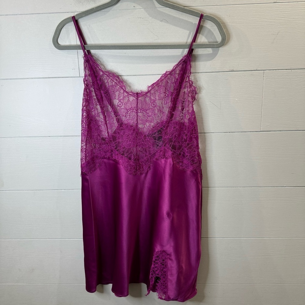 Victoria's Secret | NWOT Women's Lace Satin Chemise - Purple Size Medium